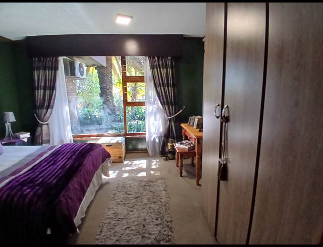 4 BEDROOM HOUSE FOR SALE IN PARKHILL GARDENS